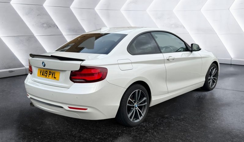 
								BMW 2 SERIES full									