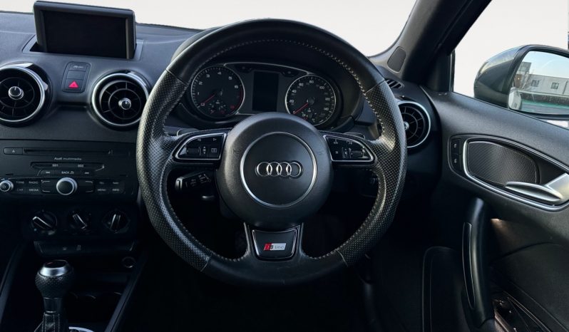
								AUDI A1 full									
