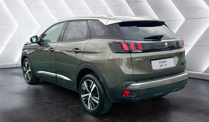 
								PEUGEOT 3008 full									