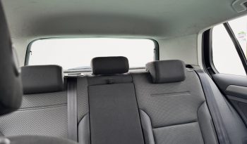 
										Volkswagen Golf full									