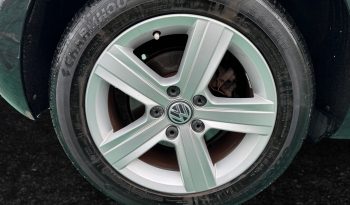 
										Volkswagen Golf full									