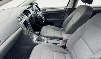 
										Volkswagen Golf full									