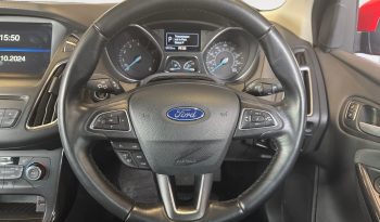 
										FORD FOCUS full									