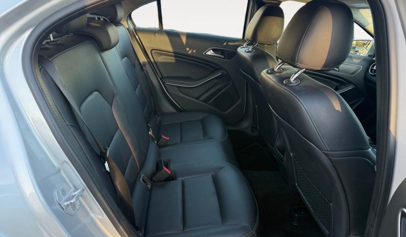 
								Mercedes A Class full									