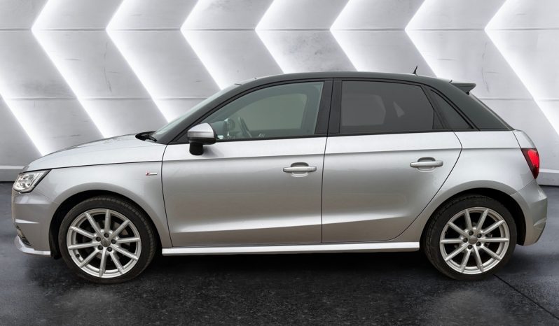 
								Audi A1 full									