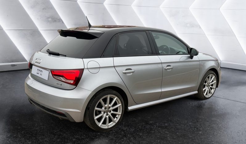 
								Audi A1 full									