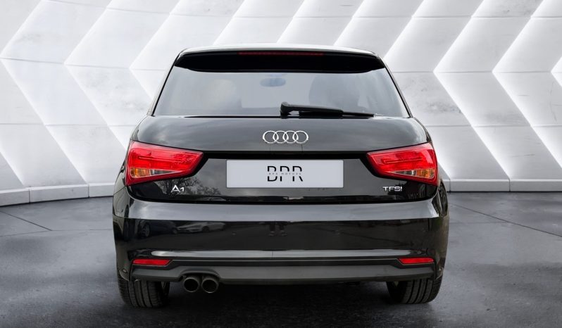 
								Audi A1 full									
