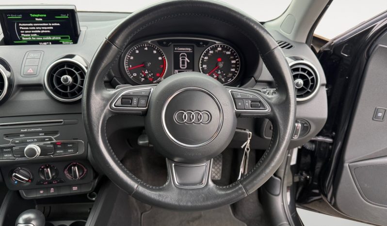 
								Audi A1 full									