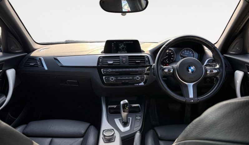 
								BMW 1 SERIES full									