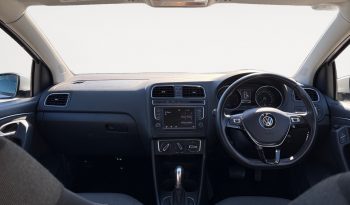 
										VOLKSWAGEN POLO full									