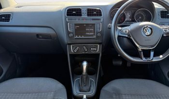 
										VOLKSWAGEN POLO full									