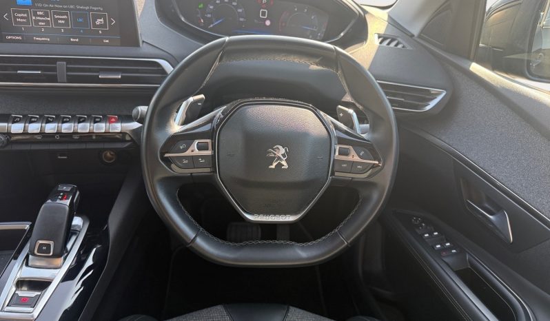 
								PEUGEOT 3008 full									