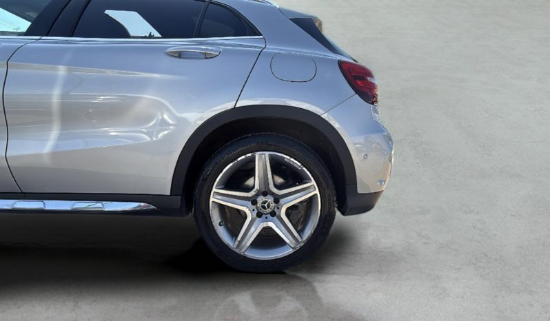 
								MERCEDES GLA full									