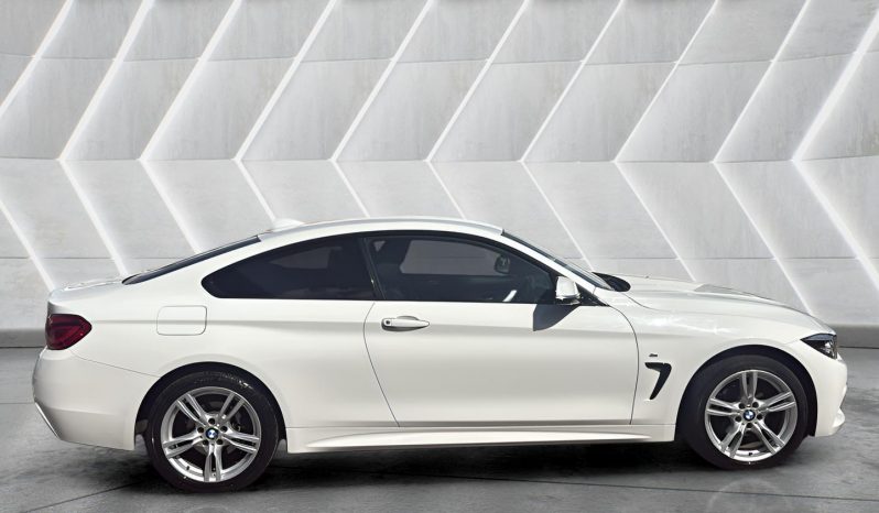 
								BMW 4 SERIES full									