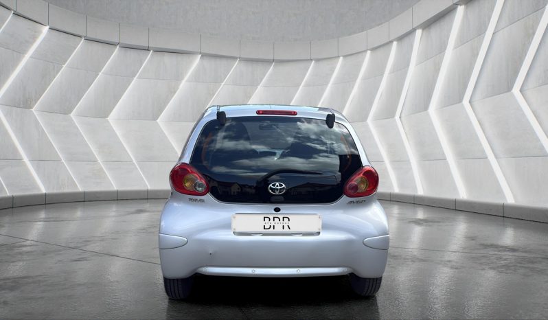 
								TOYOTA AYGO full									