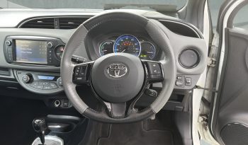 
										TOYOTA YARIS full									