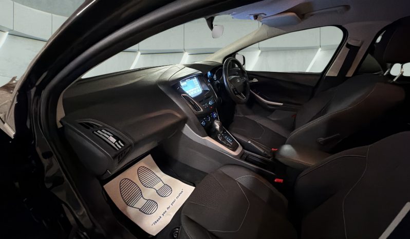 
								FORD FOCUS full									