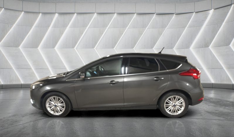 
								FORD FOCUS full									