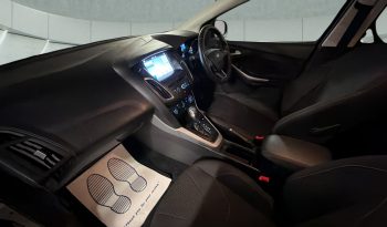 
										FORD FOCUS full									