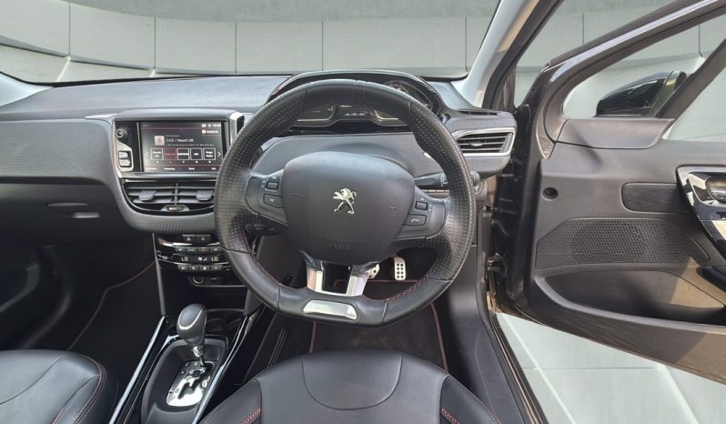 
								PEUGEOT 2008 full									