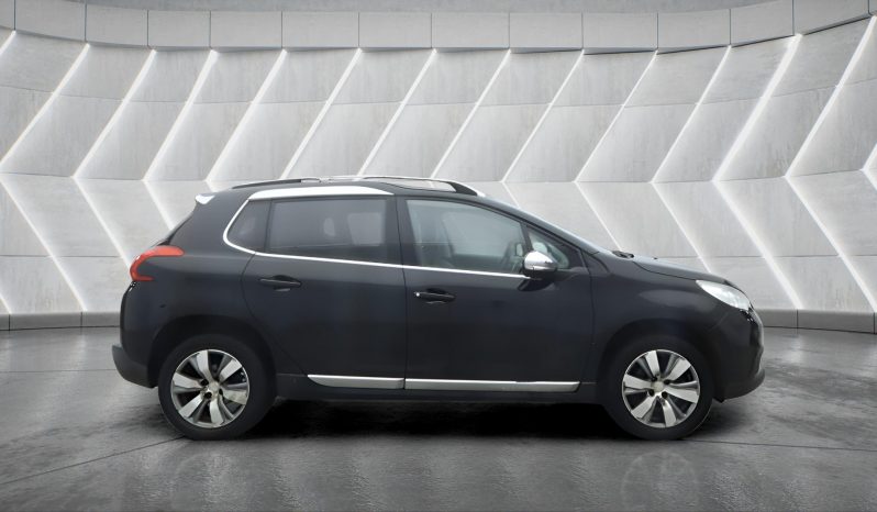 
								PEUGEOT 2008 full									
