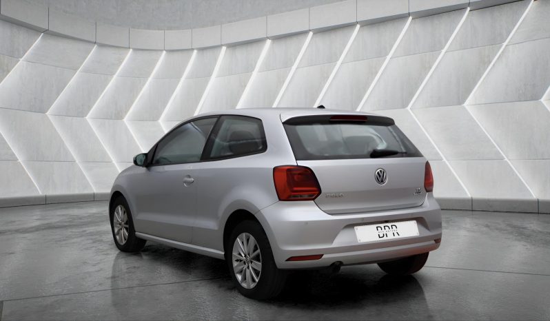 
								VOLKSWAGEN POLO full									