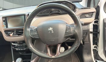
										PEUGEOT 2008 full									