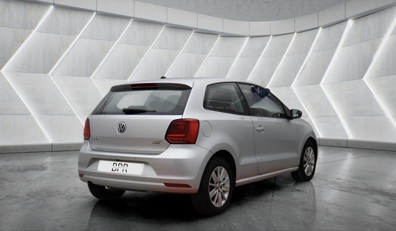 
								VOLKSWAGEN POLO full									