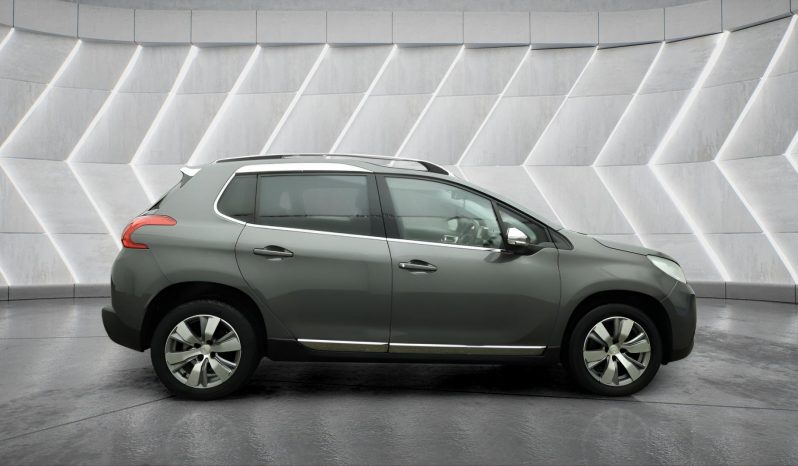 
								PEUGEOT 2008 full									