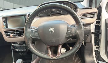 
										PEUGEOT 2008 full									