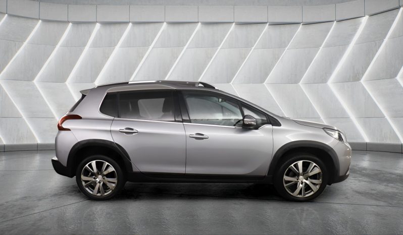 
								PEUGEOT 2008 full									