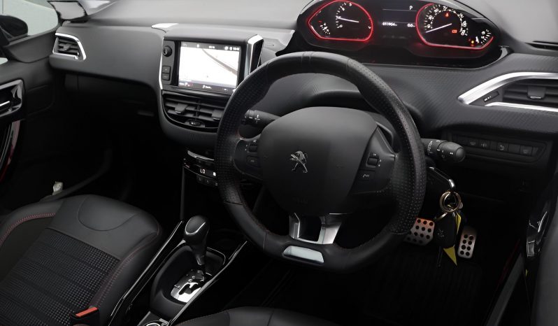 
								PEUGEOT 2008 full									