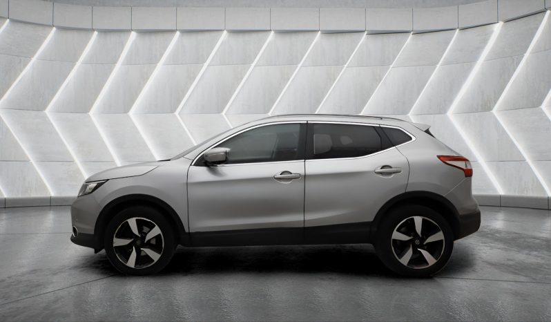 
								NISSAN QASHQAI full									