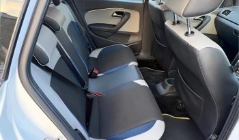 
										VOLKSWAGEN POLO full									