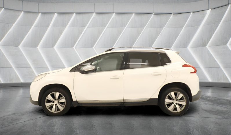 
								PEUGEOT 2008 full									