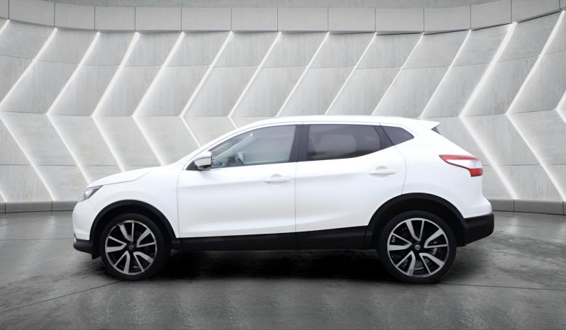 
								NISSAN QASHQAI full									