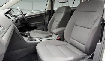 
										VOLKSWAGEN GOLF full									