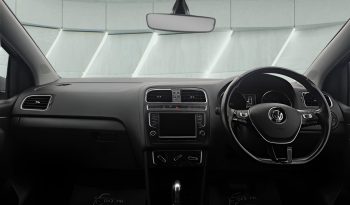 
										VOLKSWAGEN POLO full									