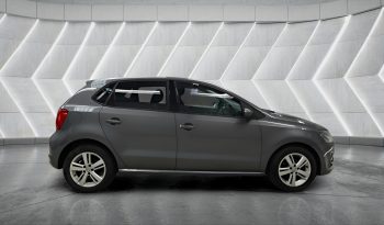 
										Volkswagen Polo full									