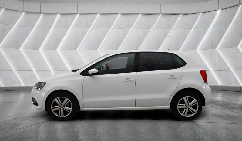 
								VOLKSWAGEN POLO full									
