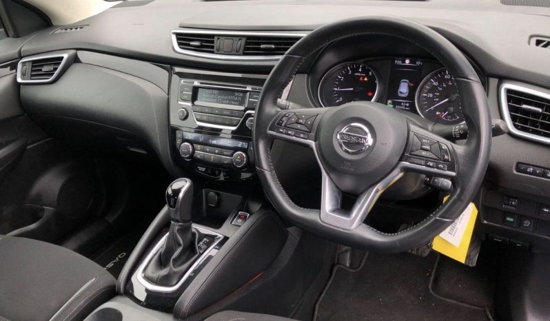 
								NISSAN QASHQAI full									
