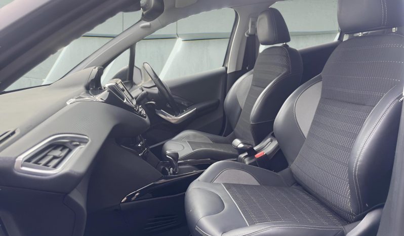 
								PEUGEOT 2008 full									