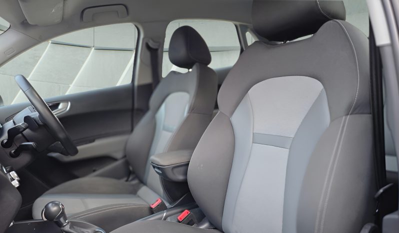 
								AUDI A1 full									