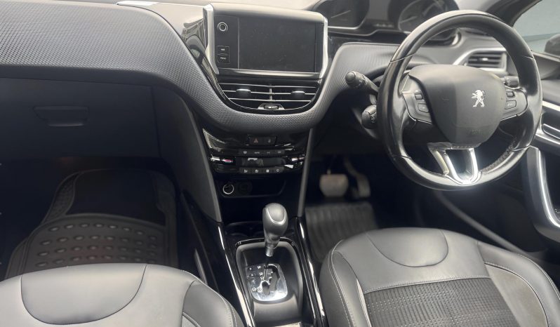 
								PEUGEOT 2008 full									