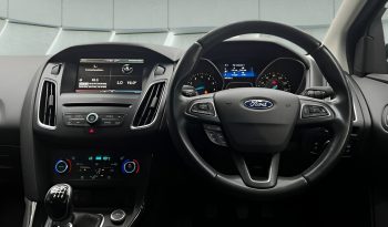 
										FORD FOCUS full									