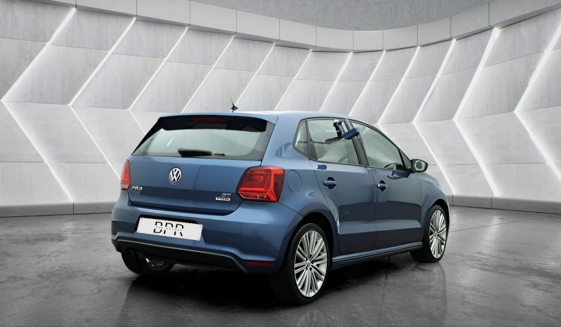 
								VOLKSWAGEN POLO full									