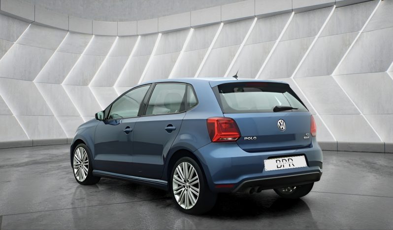 
								VOLKSWAGEN POLO full									