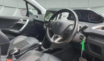 
										PEUGEOT 2008 full									