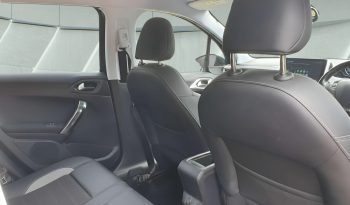 
										PEUGEOT 2008 full									