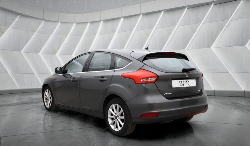 
								FORD FOCUS full									